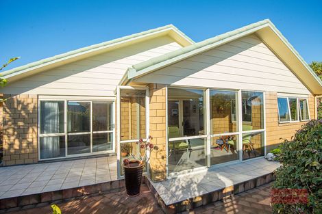 Photo of property in 32 Markson Avenue, Onerahi, Whangarei, 0110