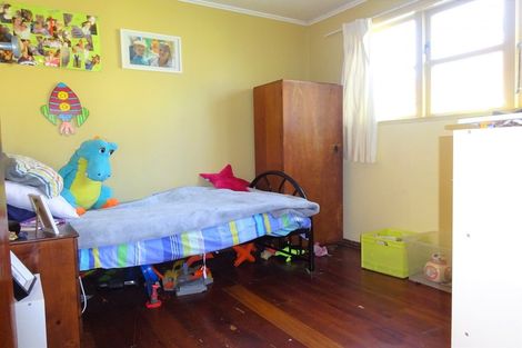 Photo of property in 5 Huntly Street, Foxton, 4814