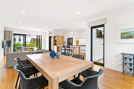 Photo of property in 76 Ashley Avenue, Long Bay, Auckland, 0630