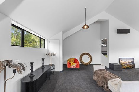 Photo of property in 127 Bethells Road, Waitakere, 0781