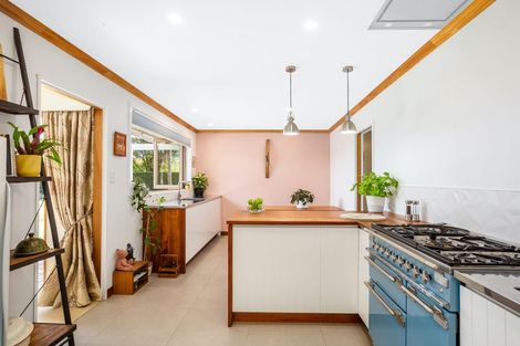 Photo of property in 309 Te Moana Road, Waikanae, 5036