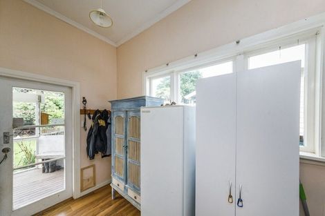 Photo of property in 9 Oxford Street, Hokowhitu, Palmerston North, 4410