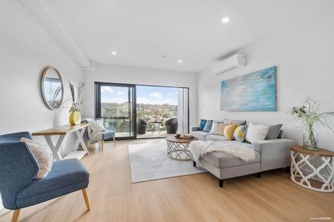 Photo of property in 3/28 Ludlow Terrace, Totara Vale, Auckland, 0627