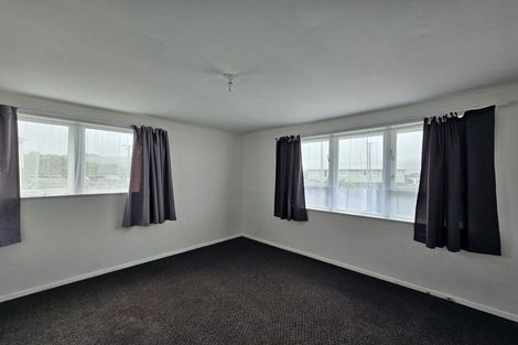Photo of property in 46-48 Cheshire Street, Cannons Creek, Porirua, 5024