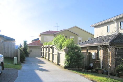 Photo of property in 5 Ballyroney Place, East Tamaki, Auckland, 2013