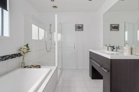 Photo of property in 228 Carmichael Road, Bethlehem, Tauranga, 3110