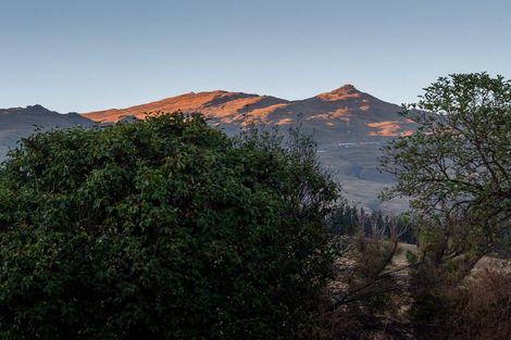 Photo of property in 38 Station Rise, Dalefield, Queenstown, 9371