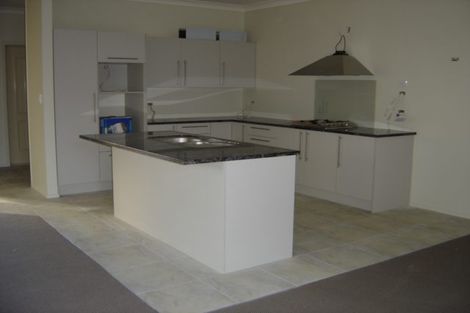 Photo of property in 471 Great South Road, Opaheke, Papakura, 2113