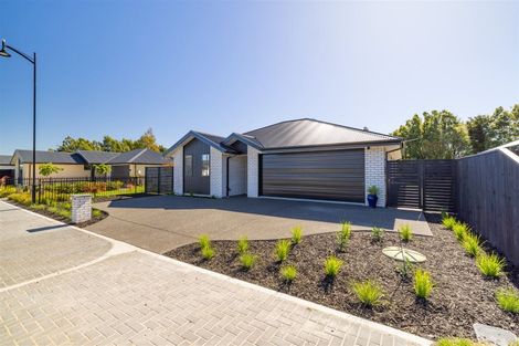 Photo of property in 13 Bellows Close, Halswell, Christchurch, 8025