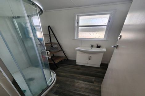 Photo of property in 6 Chadwick Crescent, Mangere East, Auckland, 2024