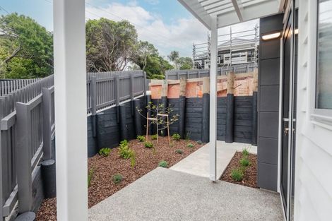 Photo of property in 27b Ranui Terrace, Tawa, Wellington, 5028