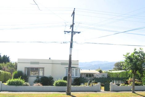 Photo of property in 72 Seddon Street, Wallaceville, Upper Hutt, 5018