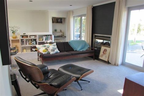 Photo of property in 358 Upper Harbour Drive, Greenhithe, Auckland, 0632