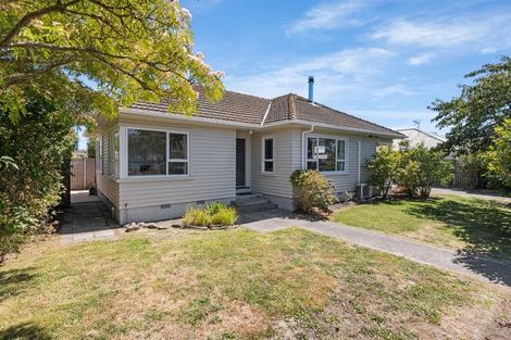 Photo of property in 1a Badger Street, Parklands, Christchurch, 8083