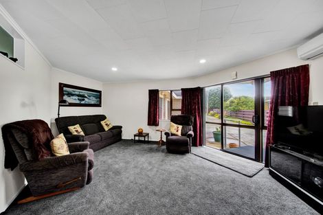 Photo of property in 6a Milmoe Street, Hawera, 4610