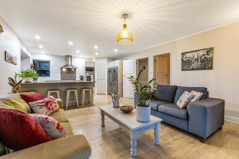 Photo of property in 34 Exploration Way, Whitby, Porirua, 5024