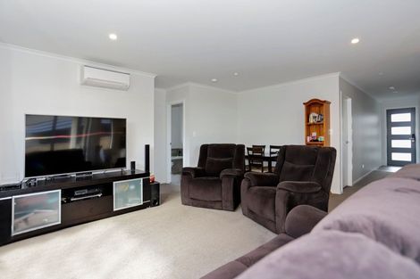 Photo of property in 9 Richardson Road, Omokoroa, 3114