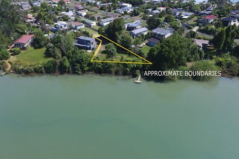 Photo of property in 17a Smith Street, Raglan, 3225