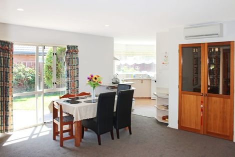 Photo of property in 39 Showgate Avenue, Sockburn, Christchurch, 8042