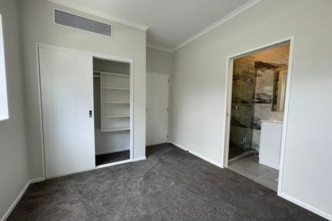 Photo of property in 19 Eastview Road, Glen Innes, Auckland, 1072