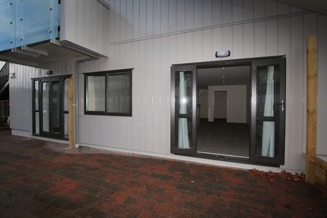 Photo of property in 6a/30 Westward Ho, Glen Eden, Auckland, 0602