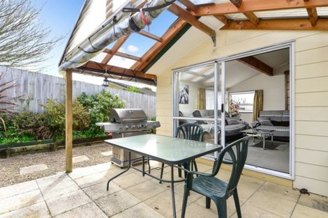 Photo of property in 4 Russleigh Drive, Dinsdale, Hamilton, 3204