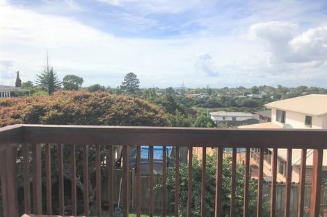 Photo of property in 159 Colwill Road, Massey, Auckland, 0614