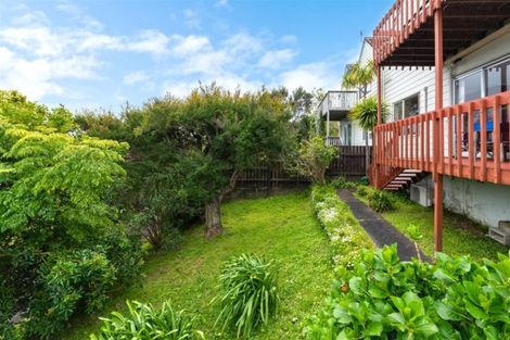 Photo of property in 2/41 Telstar Place, Beach Haven, Auckland, 0626