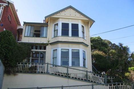 Photo of property in 62 Hawker Street, Mount Victoria, Wellington, 6011