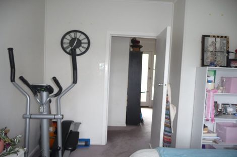 Photo of property in 2 Wairiki Road, Mount Eden, Auckland, 1024