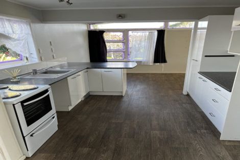 Photo of property in 19 Gainsborough Street, Manurewa, Auckland, 2102