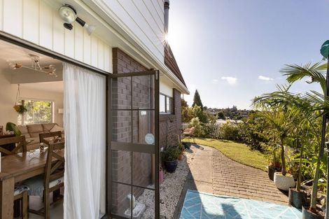 Photo of property in 118a Sutherland Road, Brookfield, Tauranga, 3110