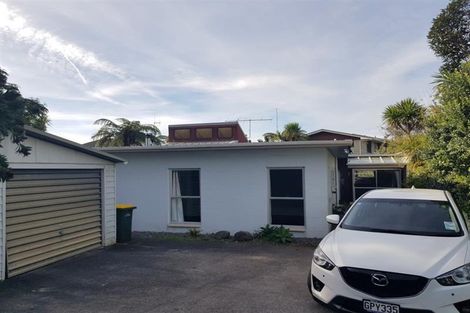 Photo of property in 9 Prudence Place, Oakura, 4314