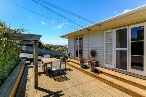 Photo of property in 13d Wallace Place, Westown, New Plymouth, 4310