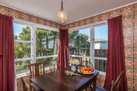 Photo of property in 9 Caribou Place, Kingston, Wellington, 6021