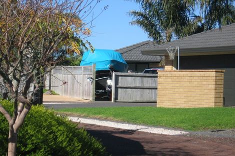 Photo of property in 46 Starlight Cove, Hobsonville, Auckland, 0618