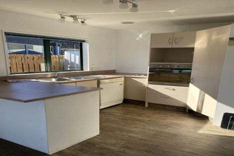 Photo of property in 22 Milicich Place, Cambridge, 3434