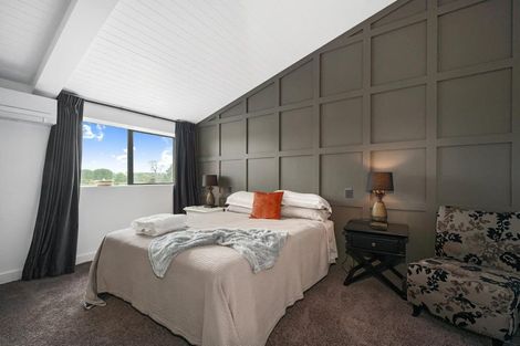 Photo of property in 945 Kahikatea Flat Road, Waitoki, Kaukapakapa, 0871