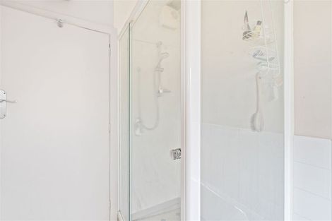 Photo of property in 51 Winters Road, Redwood, Christchurch, 8051