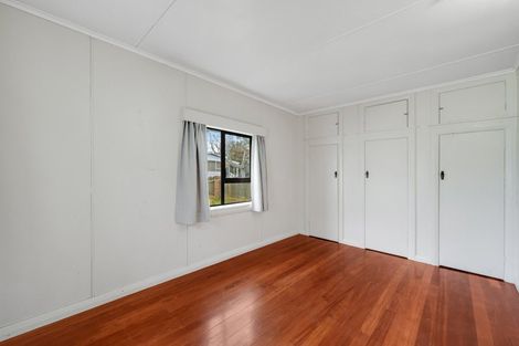 Photo of property in 9 The Esplanade, Eastern Beach, Auckland, 2012
