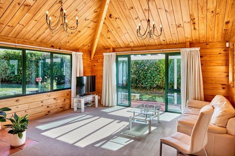 Photo of property in 19 The Masthead, Whitby, Porirua, 5024