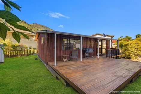 Photo of property in 15a Hampden Street, Picton, 7220