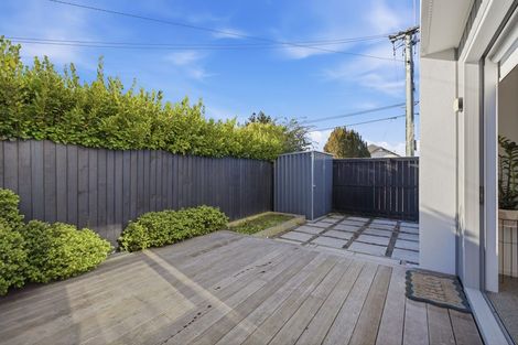 Photo of property in 1/51 Hills Road, Edgeware, Christchurch, 8013