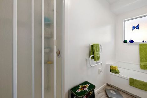 Photo of property in 1/25 Lane Street, Wallaceville, Upper Hutt, 5018