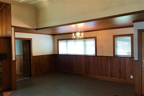 Photo of property in 43 St Leonards Road, Kelston, Auckland, 0602