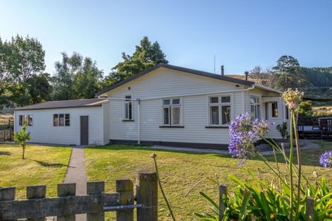 Photo of property in 182 Pukemiku Road, Mangamutu, Pahiatua, 4983
