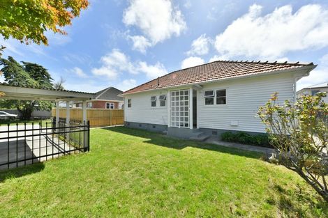 Photo of property in 194 Blenheim Road, Riccarton, Christchurch, 8041