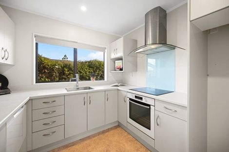 Photo of property in 17 Pohutukawa Drive, Pukete, Hamilton, 3200