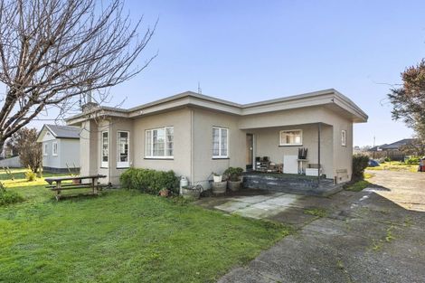 Photo of property in 72 Kent Street, Carterton, 5713
