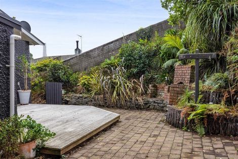 Photo of property in 65 Pioneer Road, Moturoa, New Plymouth, 4310